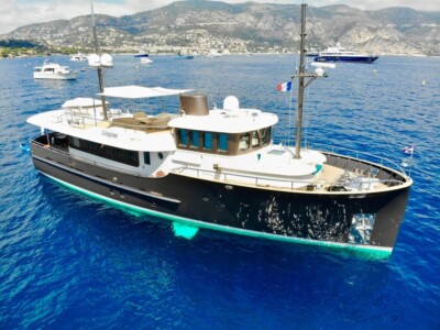The Livingstone 24 - Your luxury Explorer yacht