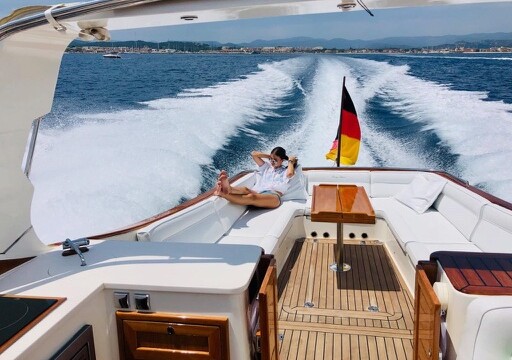 The two-cabin 40 Classic