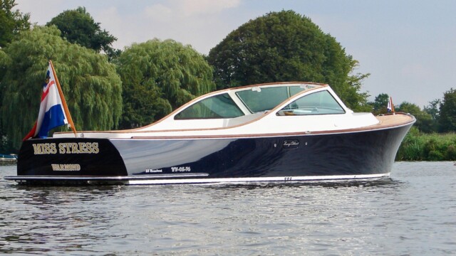 33 Classic Long Island Yachts, Holland's premier yacht builder.