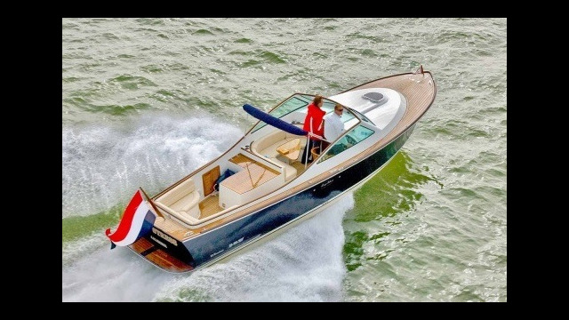 The Long Island Yachts 33 Classic The Long Island Yachts 33 Classic: From the North Sea, to your sea!