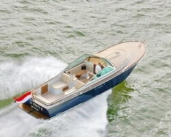 The Long Island Yachts 40 Classic: Quality, Performance, and Value!